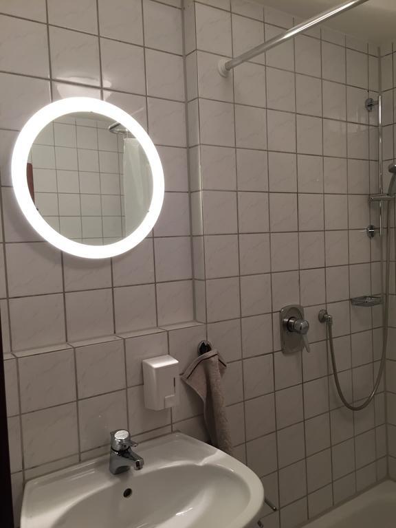 Traumwohnung Stuttgart Szoba fotó